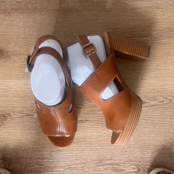 a.n.a Womens Jayden Heeled Sandals - sz 8.5 -  NWT - Picture 16 of 17